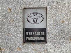 Retro tabuľka – Toyota Vyhradené parkovanie